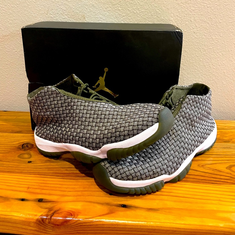 Brand New Air Jordan Future Mens Size 9